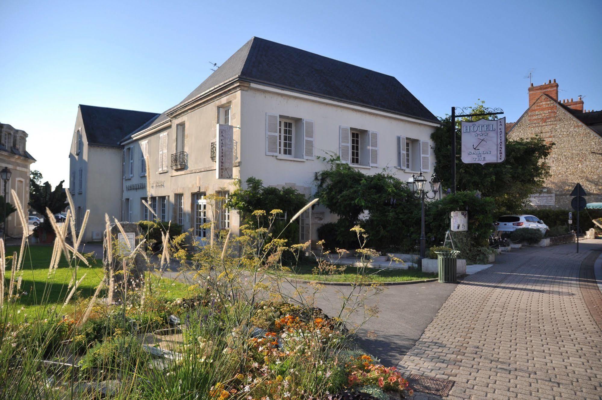 Châteauneuf-sur-Loire Hotel La Capitainerie מראה חיצוני תמונה